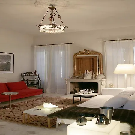 Villa Neoclassical House Under Acropolis Athens