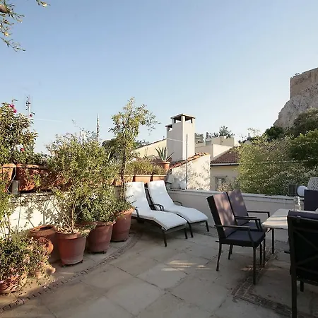 Neoclassical House Under Acropolis